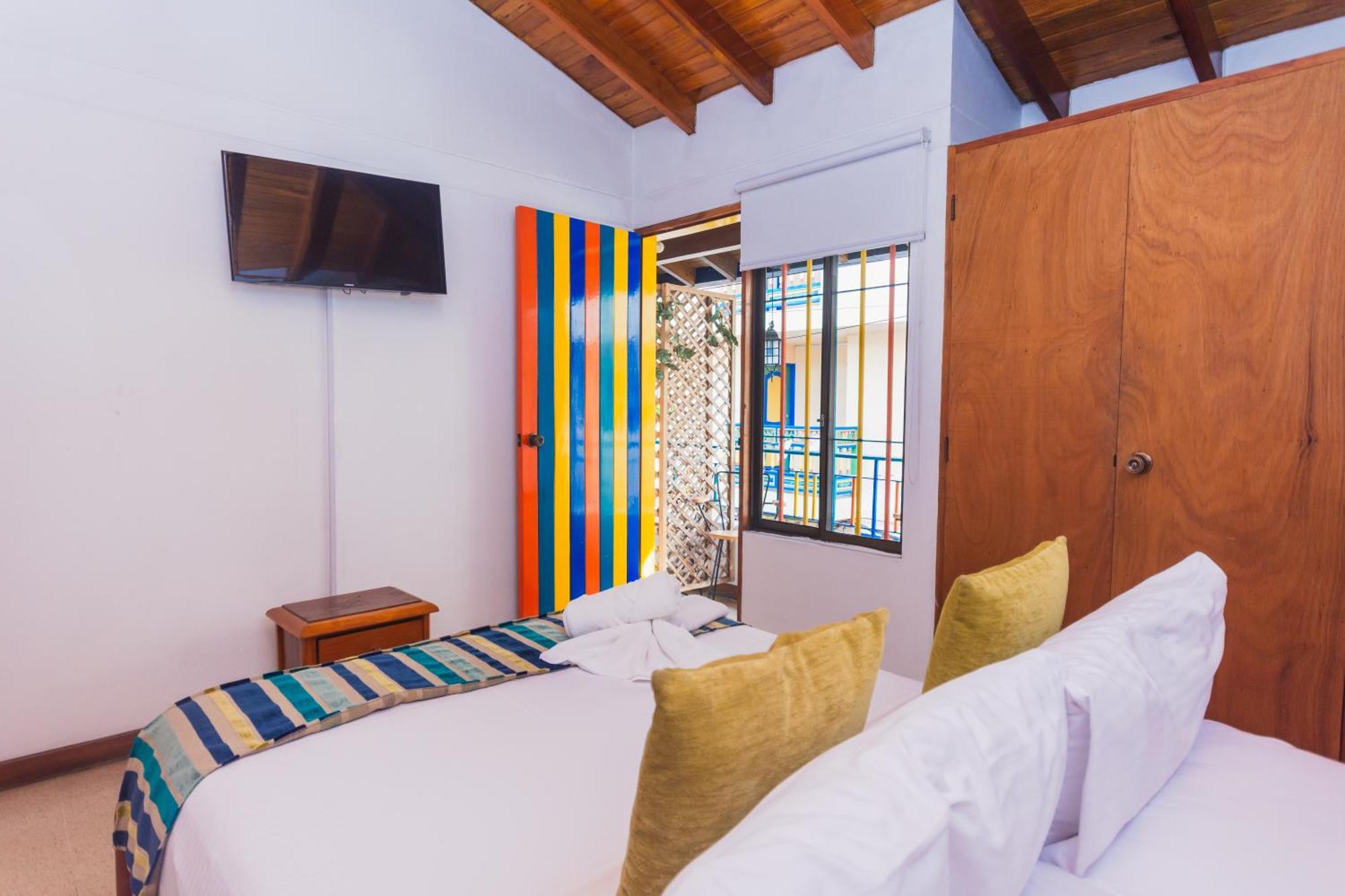 Hotel Guatatur Guatapé Dış mekan fotoğraf