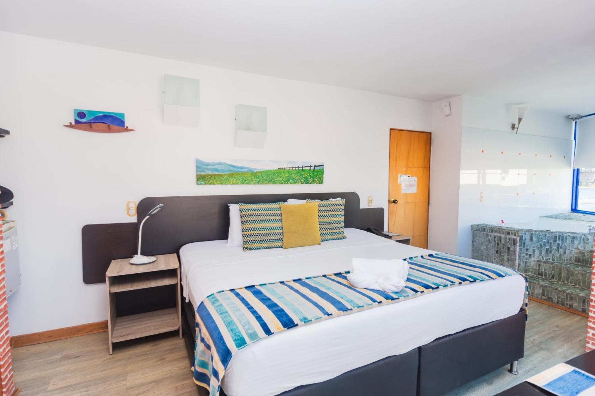 Hotel Guatatur Guatapé Dış mekan fotoğraf