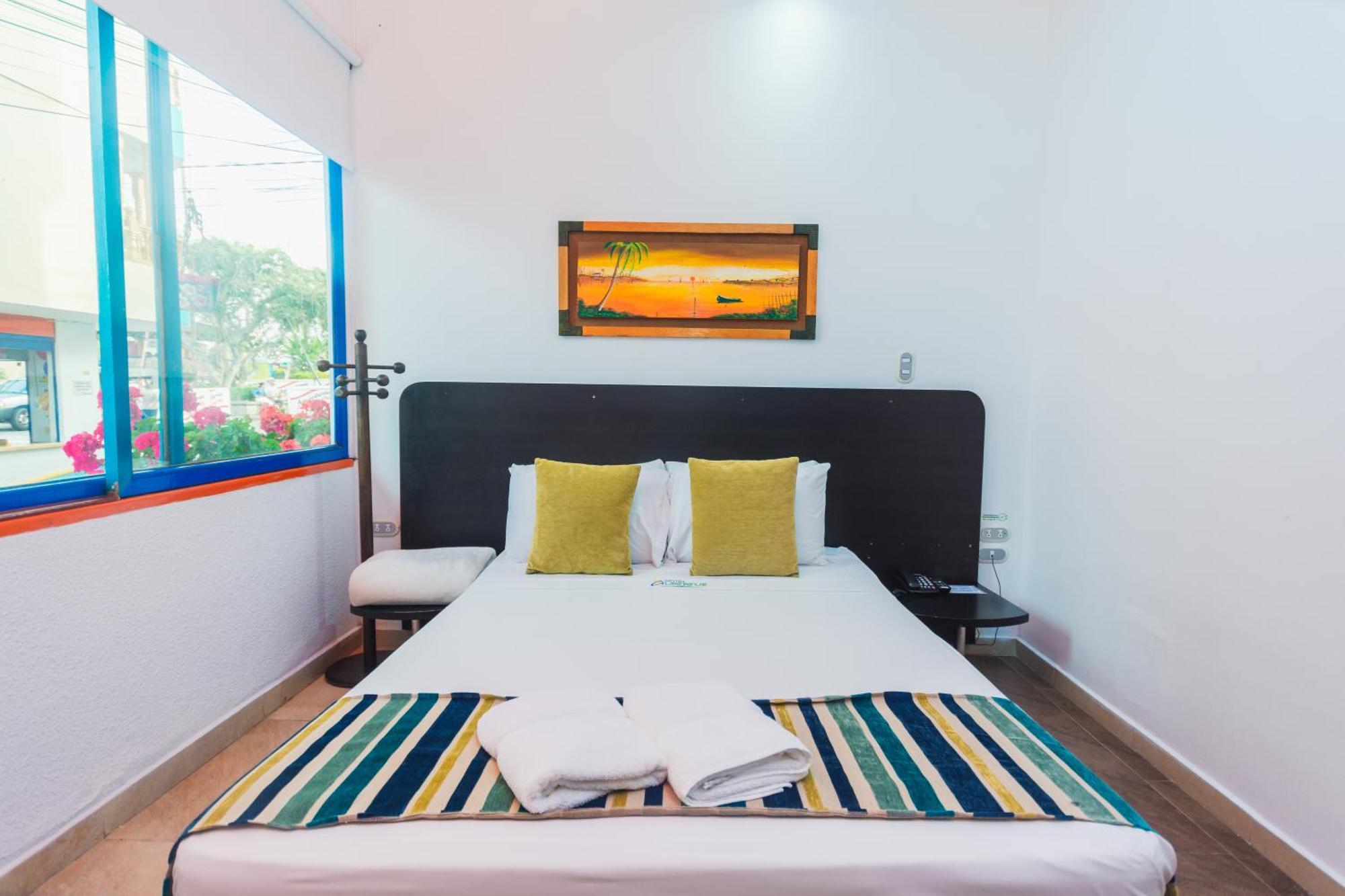Hotel Guatatur Guatapé Dış mekan fotoğraf