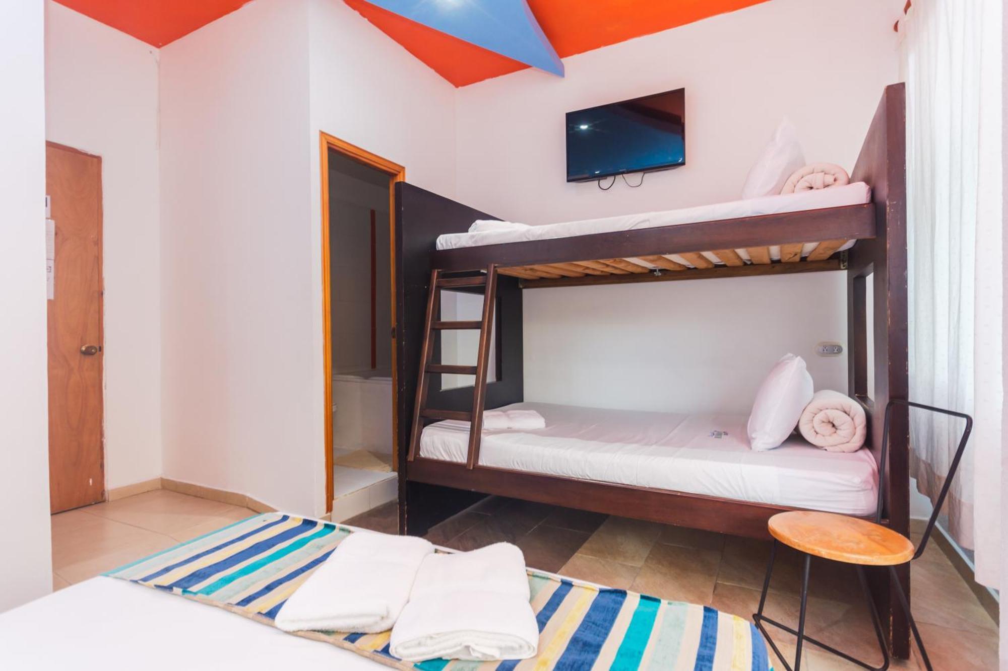 Hotel Guatatur Guatapé Dış mekan fotoğraf