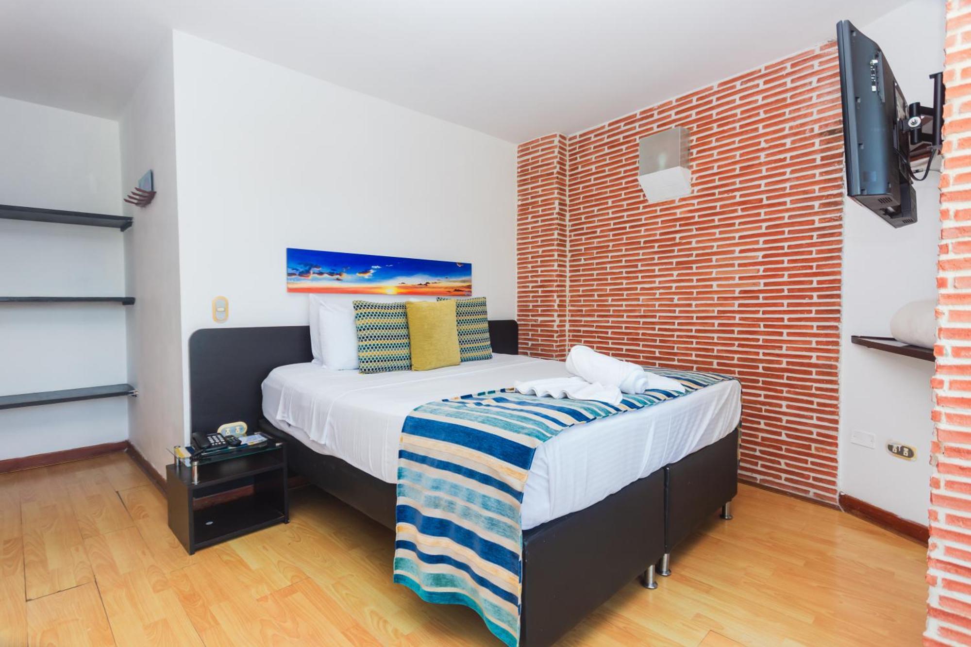 Hotel Guatatur Guatapé Dış mekan fotoğraf