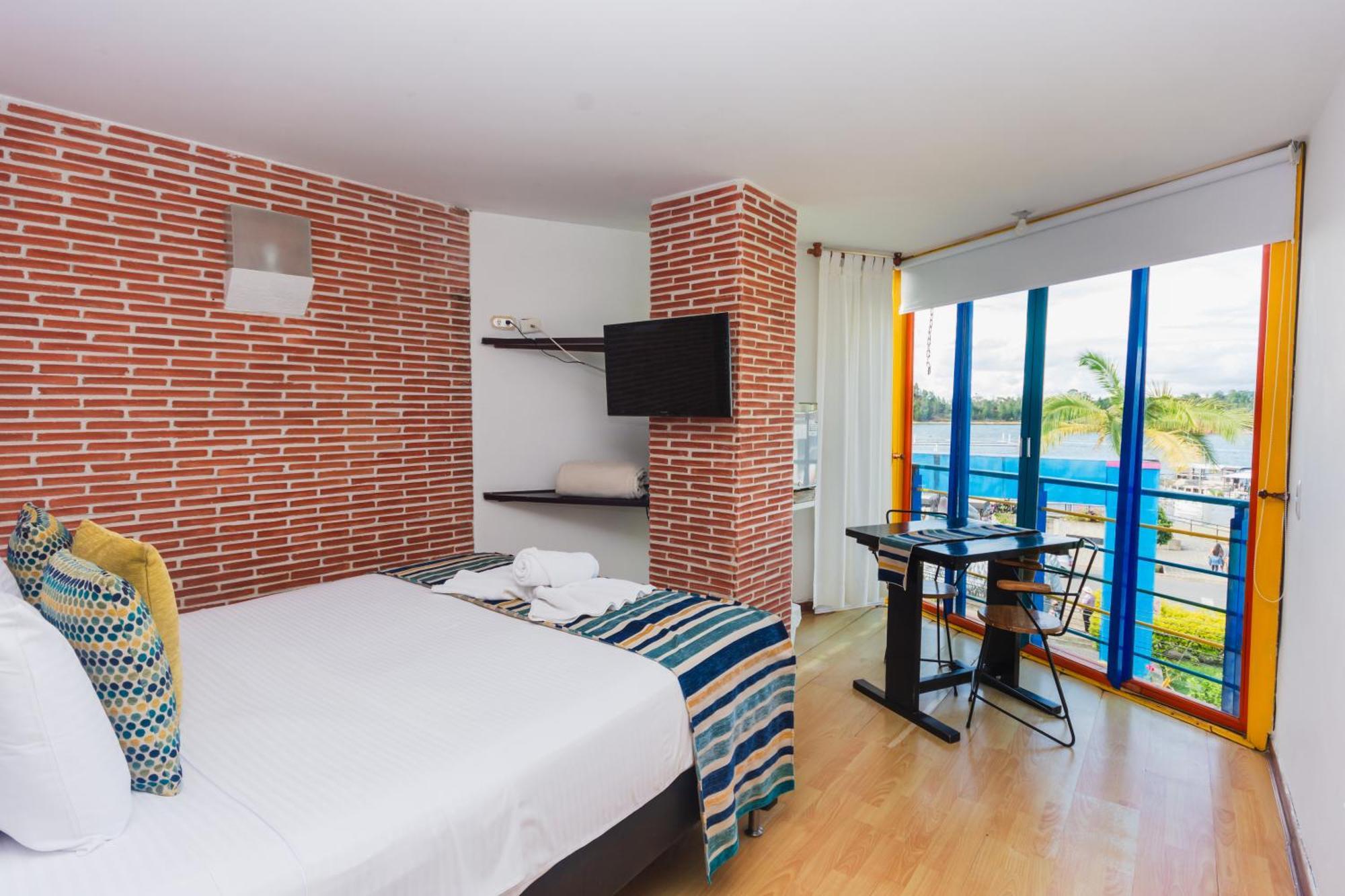 Hotel Guatatur Guatapé Dış mekan fotoğraf