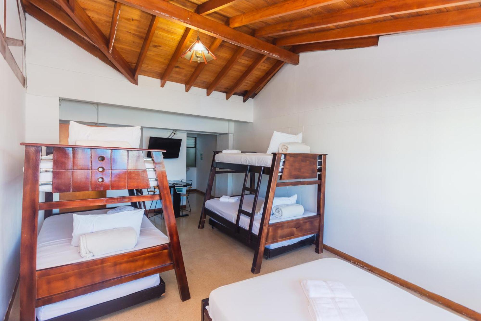 Hotel Guatatur Guatapé Dış mekan fotoğraf