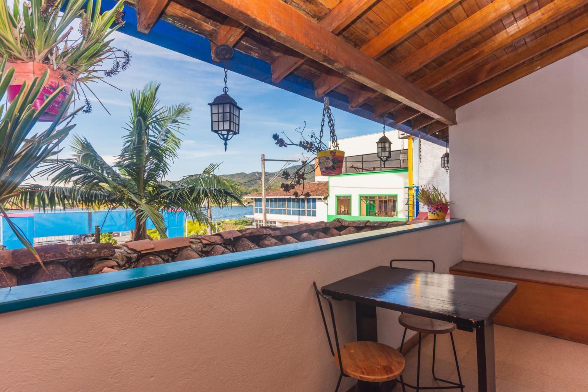 Hotel Guatatur Guatapé Dış mekan fotoğraf