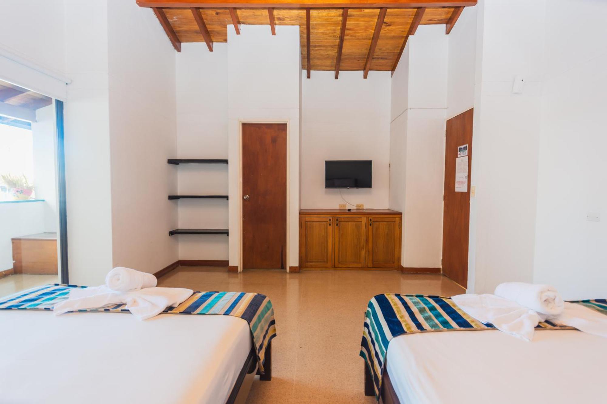 Hotel Guatatur Guatapé Dış mekan fotoğraf