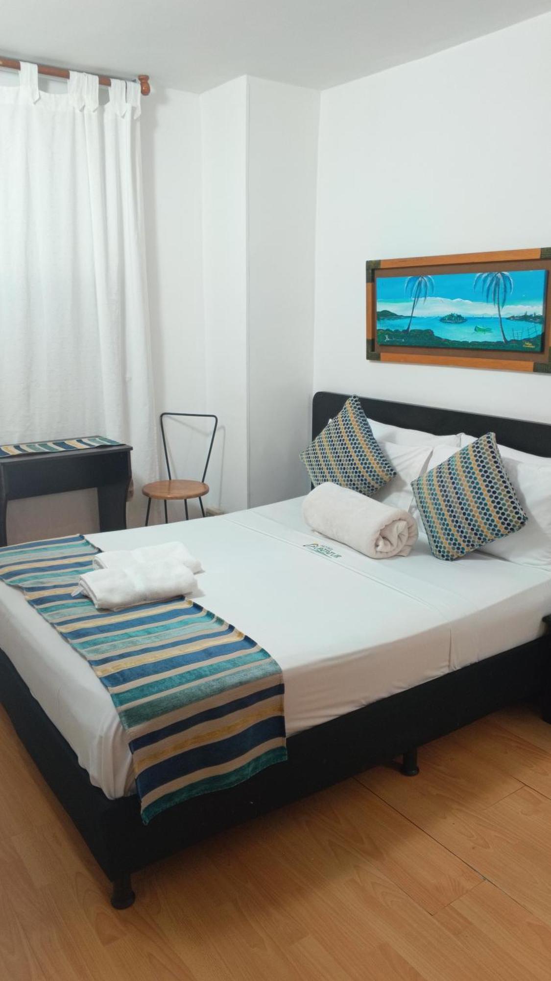 Hotel Guatatur Guatapé Dış mekan fotoğraf